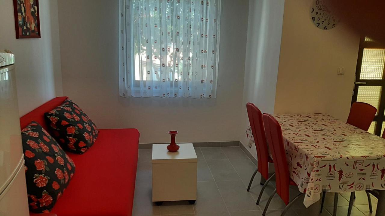 Apartmani Mw, Crveni Apartman Baška Dış mekan fotoğraf