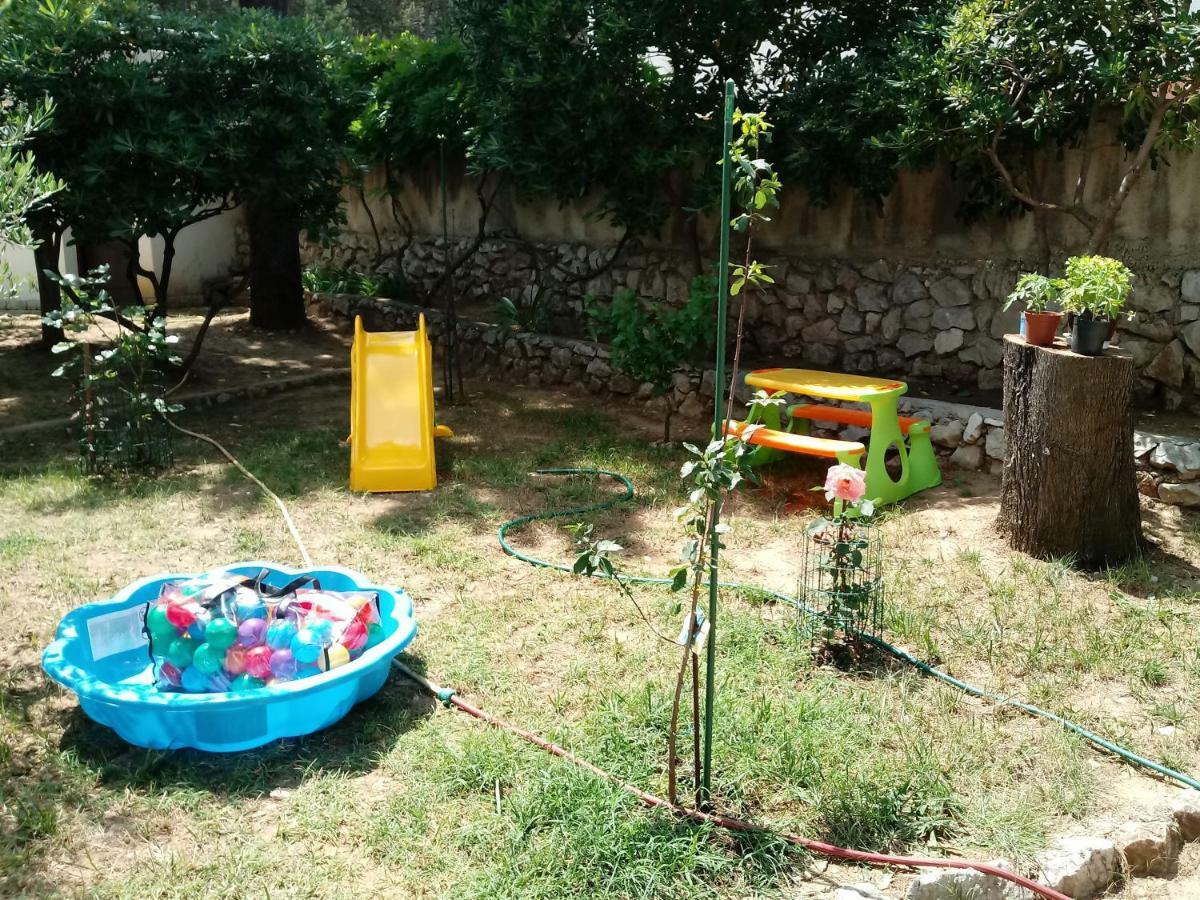 Apartmani Mw, Crveni Apartman Baška Dış mekan fotoğraf